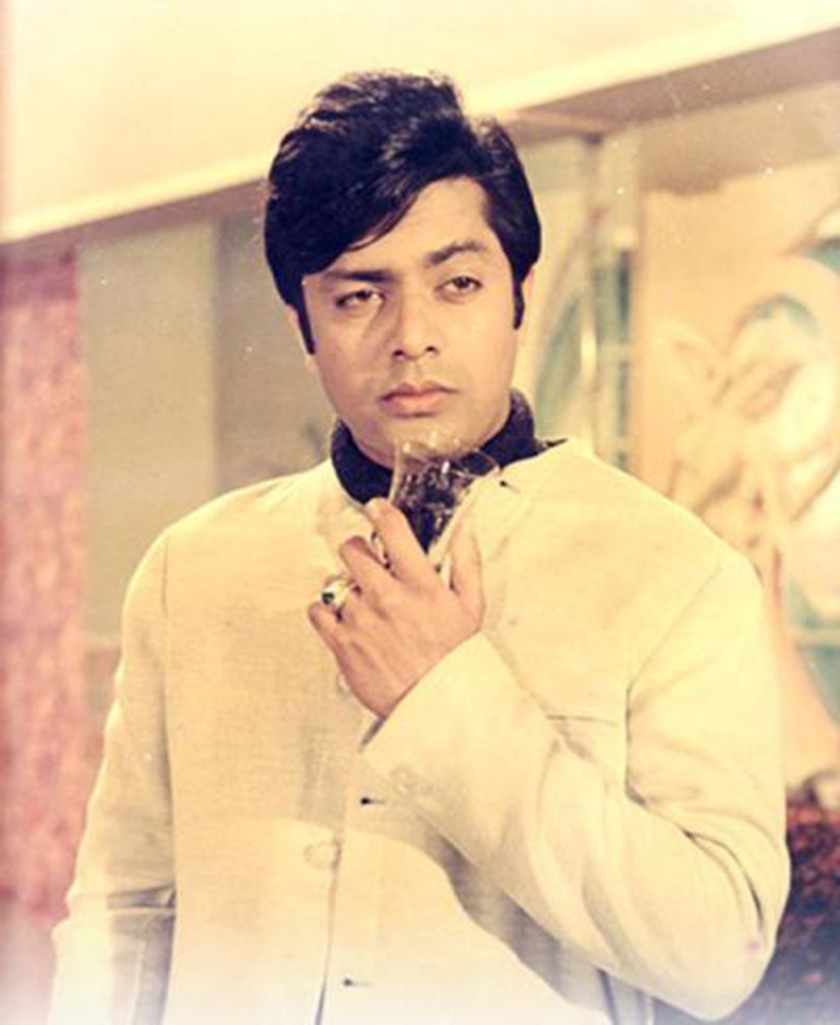 41 years have passed to the chocolate hero Waheed Murad - Abb Takk News