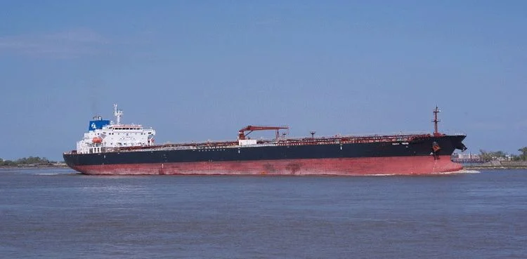 PSO vessel ‘MT khairpur’ reaches karachi with major petrol consignment