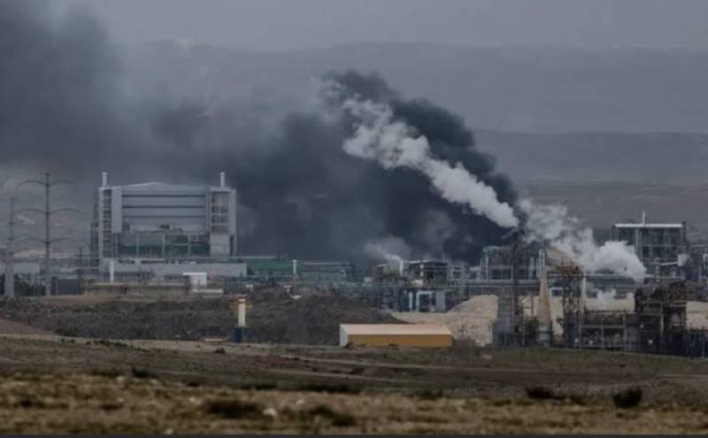 Iran confirms navy commander’s death as Trump says deal may be reached ‘soon’