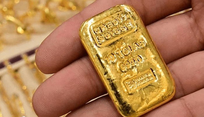 Gold prices surges in Pakistan after sharp decline