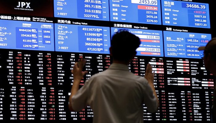 Iran-U.S. negotiations boost Asian markets, drive down oil prices