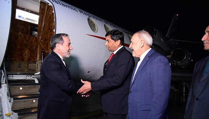 Iranian Foreign Minister Abbas Araqchi arrives in Islamabad with delegation
