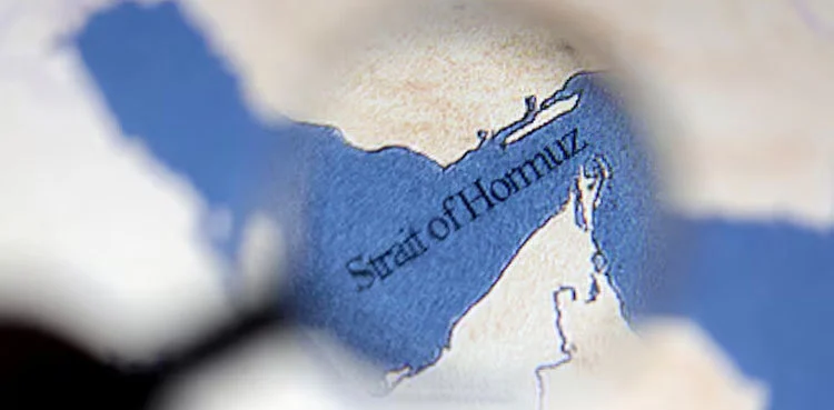 Iran reimposes tight control over strait of hormuz amid ongoing US blockade