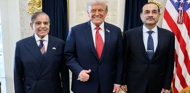 Trump commends Pakistan’s civil, military leadership once again