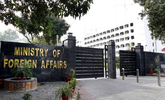 Pakistan welcomes any US-Iran agreement, sees hosting as an honor