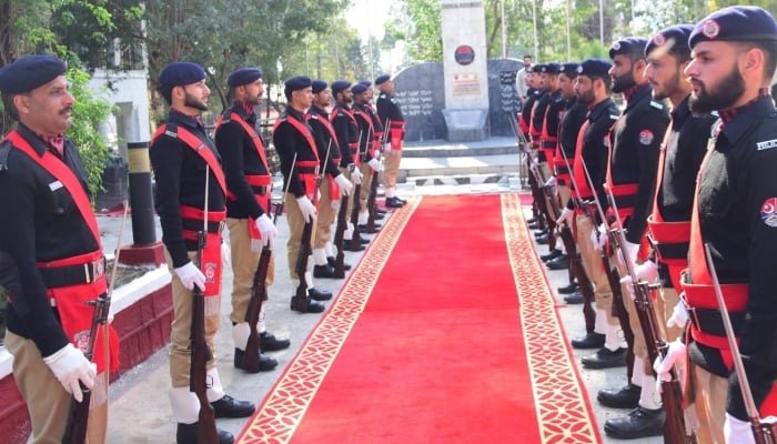 Four security personnel martyred in Rawalakot clash, dozens 