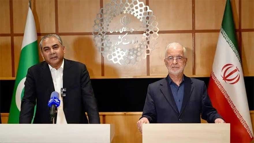 Naqvi arrives in Tehran with special message for Iran’s Supreme Leader